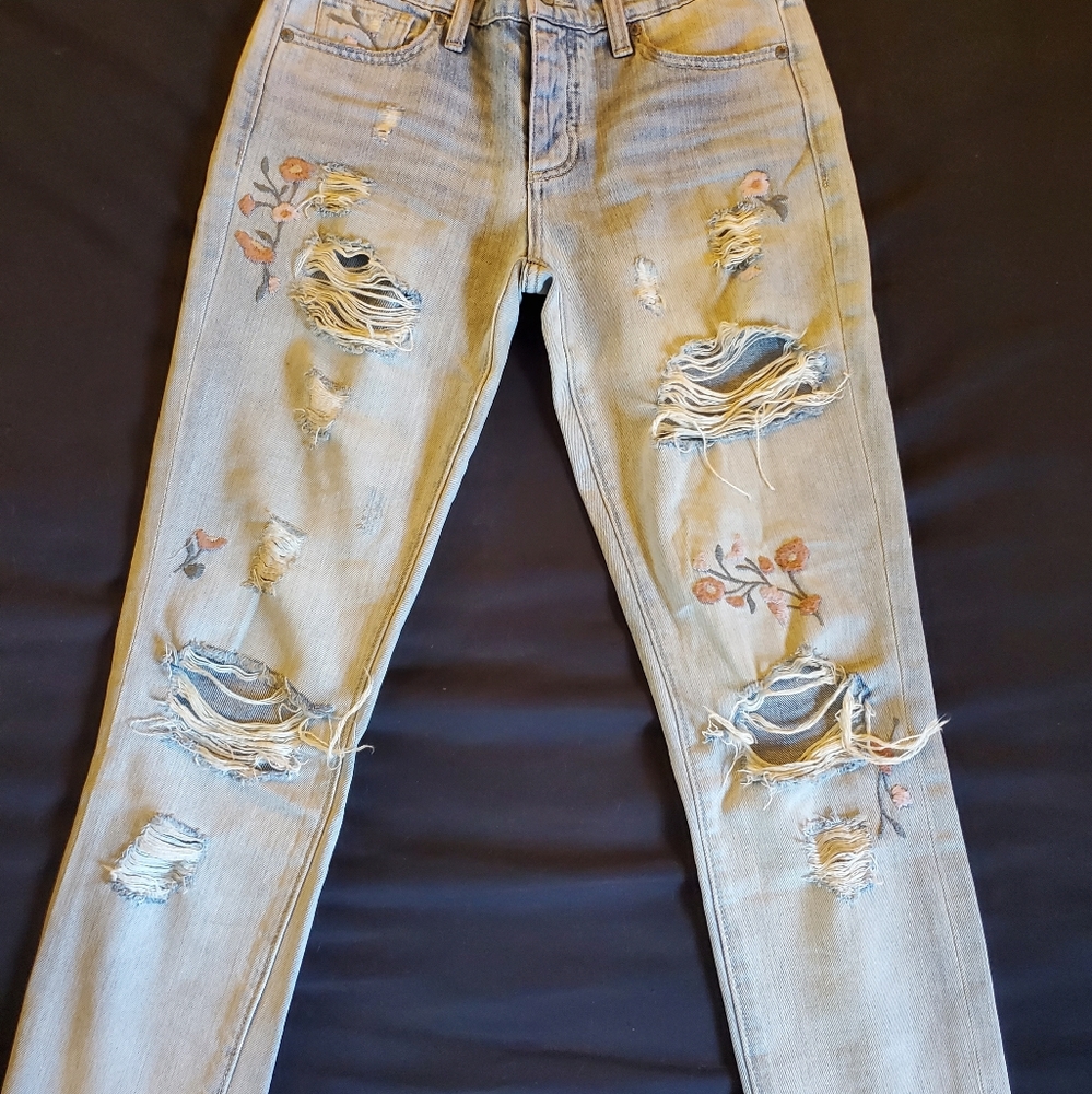 Sienna Slim Boyfriend, Lucky Brand